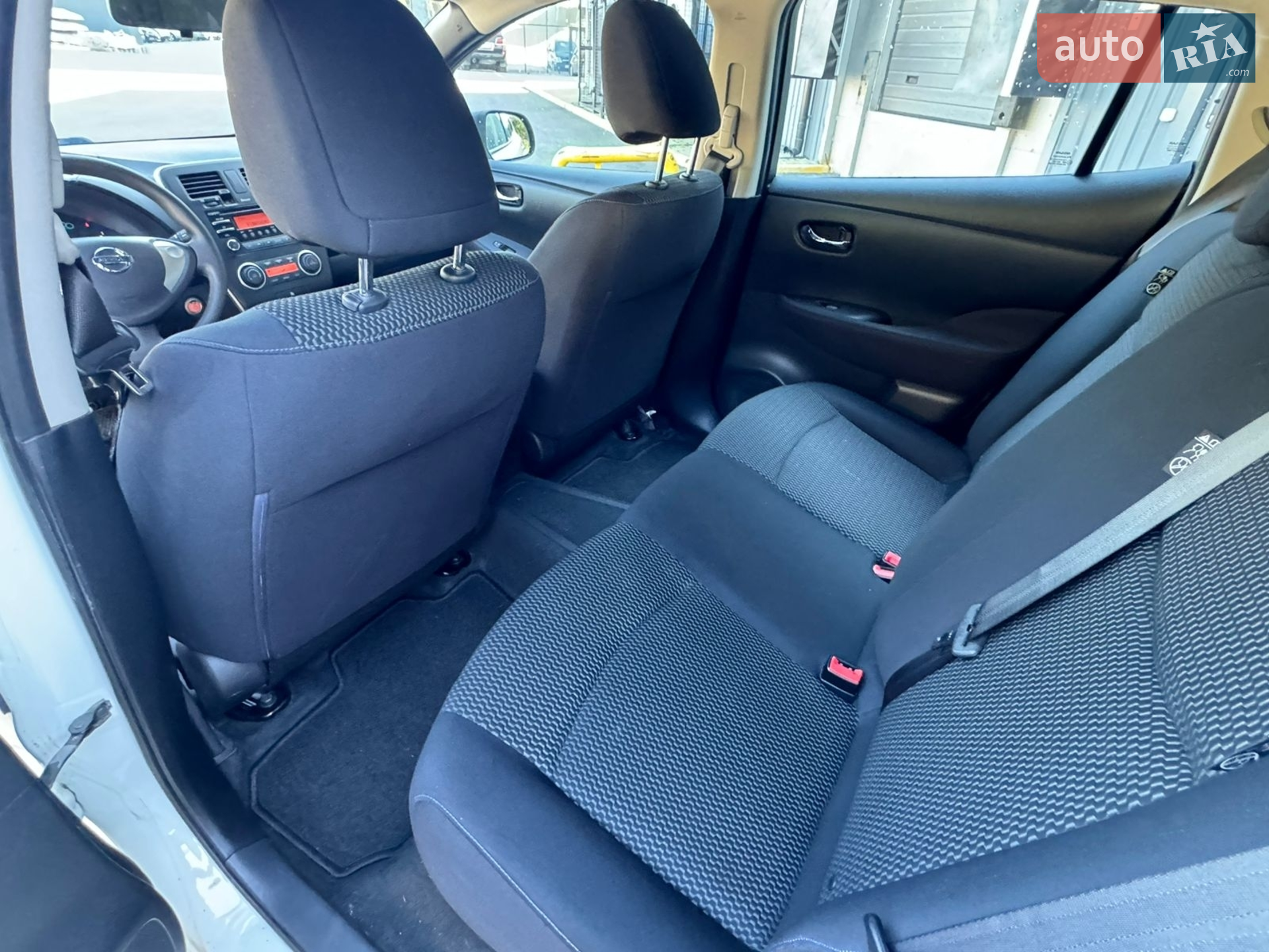 2014 Nissan Leaf - мініатюра 11