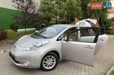 Хэтчбек Nissan Leaf 2012 в Луцке