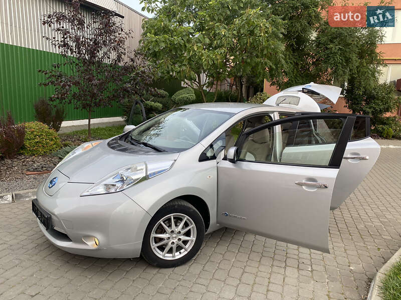Nissan Leaf 2012