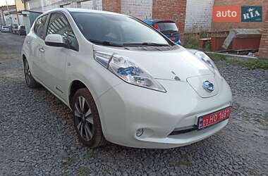 Хетчбек Nissan Leaf 2015 в Вінниці