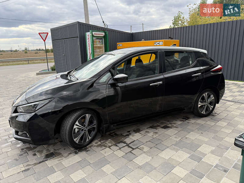 Хэтчбек Nissan Leaf 2021 в Полтаве