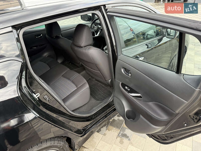 Хэтчбек Nissan Leaf 2021 в Полтаве