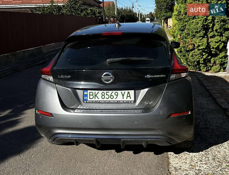 Хэтчбек Nissan Leaf 2020 в Ровно