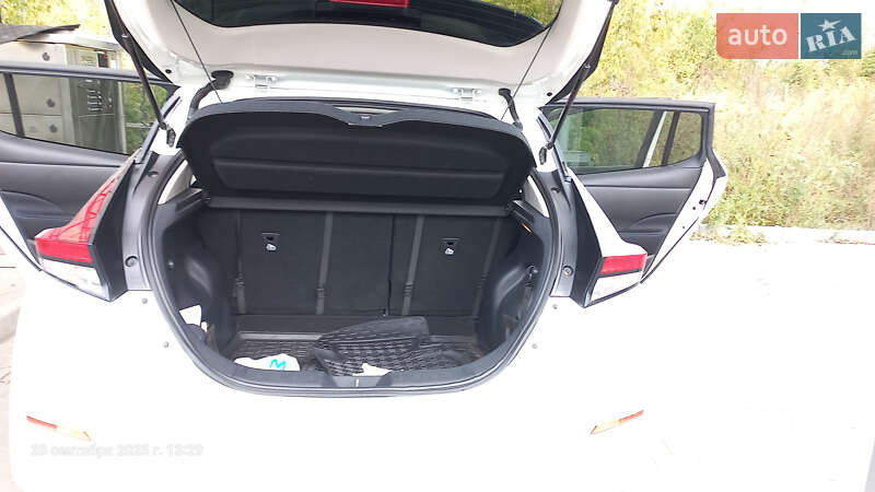 Хетчбек Nissan Leaf 2018 в Полтаві