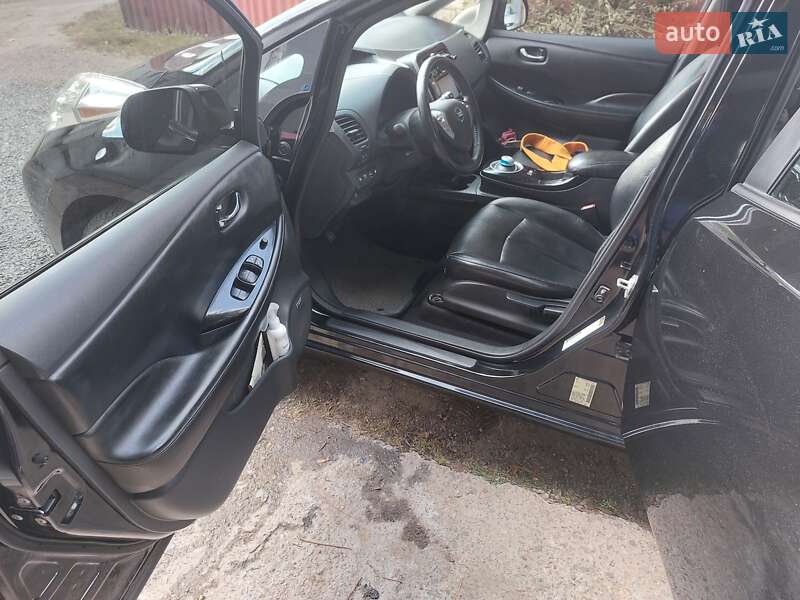 Хэтчбек Nissan Leaf 2014 в Черкассах