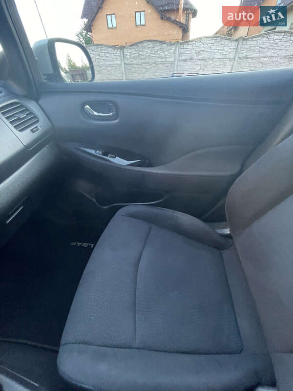 Хэтчбек Nissan Leaf 2014 в Ровно фото 12 Хэтчбек Nissan Leaf 2014 в Ровно