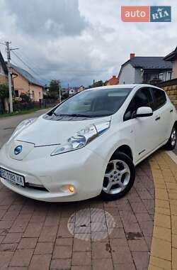 Хетчбек Nissan Leaf 2013 в Стрию