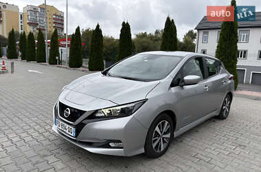 Хэтчбек Nissan Leaf 2019 в 