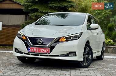Хэтчбек Nissan Leaf 2019 в Дрогобыче