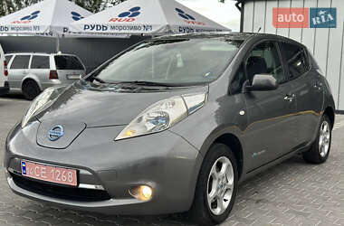 Хетчбек Nissan Leaf 2013 в 