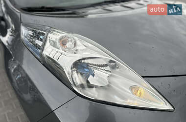 Хетчбек Nissan Leaf 2013 в 
