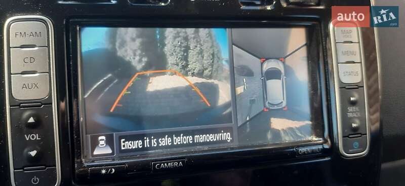 Хэтчбек Nissan Leaf 2013 в Ужгороде