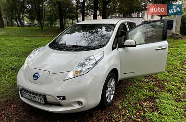 Хэтчбек Nissan Leaf 2012 в Жовкве