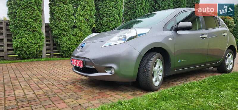 Хэтчбек Nissan Leaf 2014 в Ровно