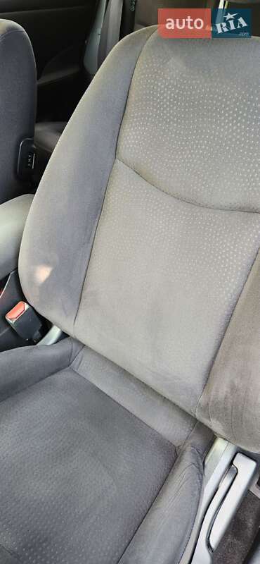 Хэтчбек Nissan Leaf 2014 в Ровно