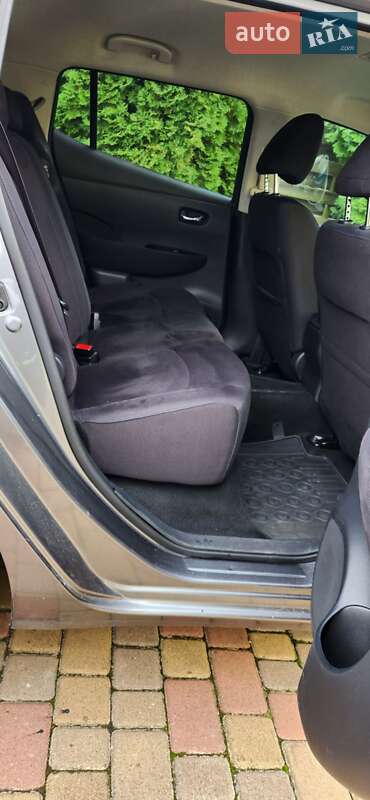 Хэтчбек Nissan Leaf 2014 в Ровно