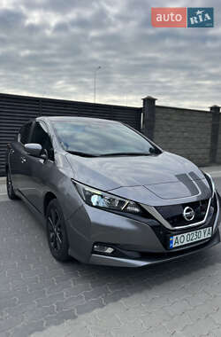 Хэтчбек Nissan Leaf 2018 в Ужгороде