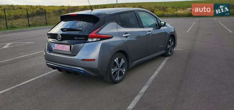 Хетчбек Nissan Leaf 2018 в Рівному