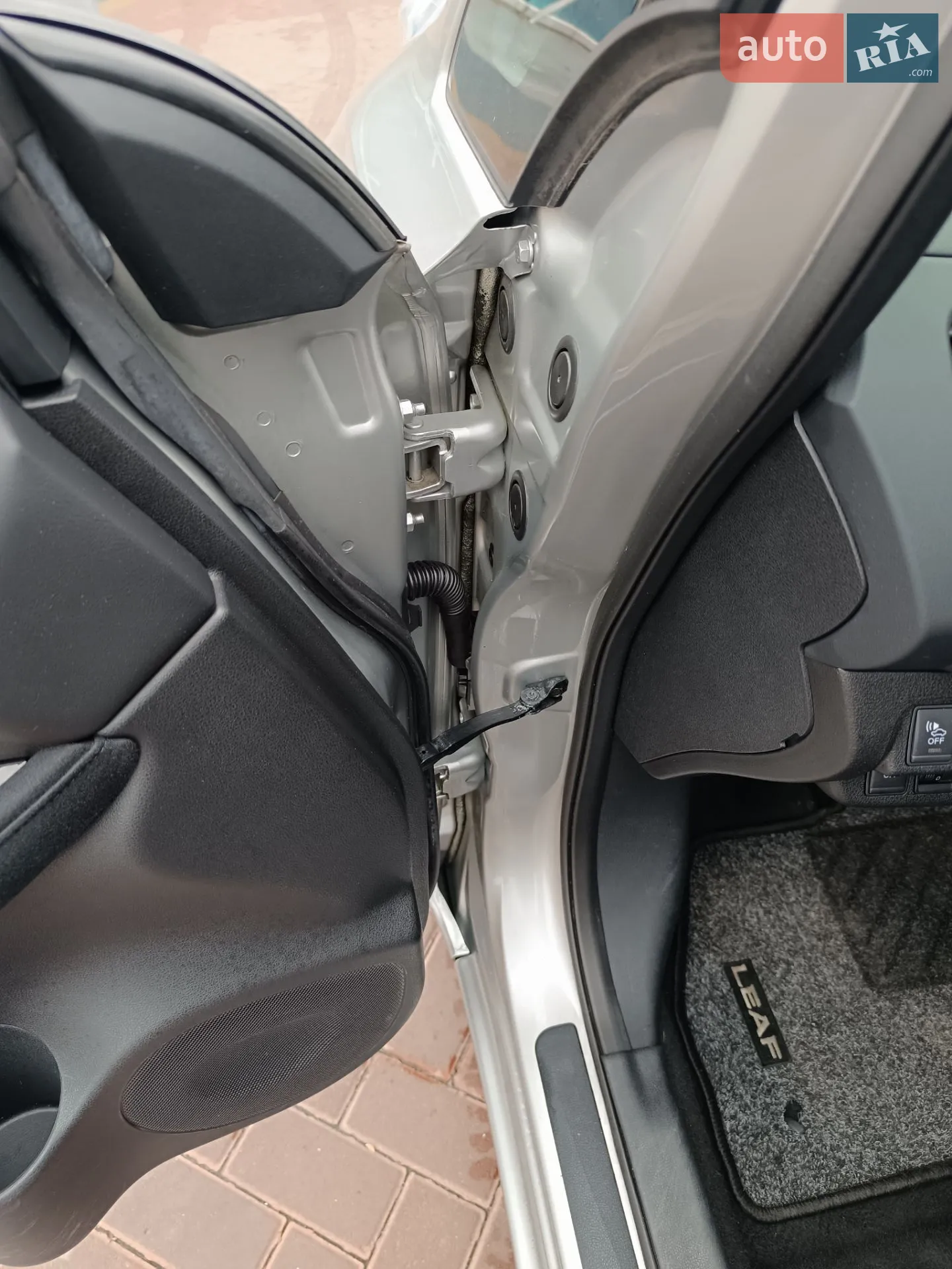 2014 Nissan Leaf - мініатюра 42