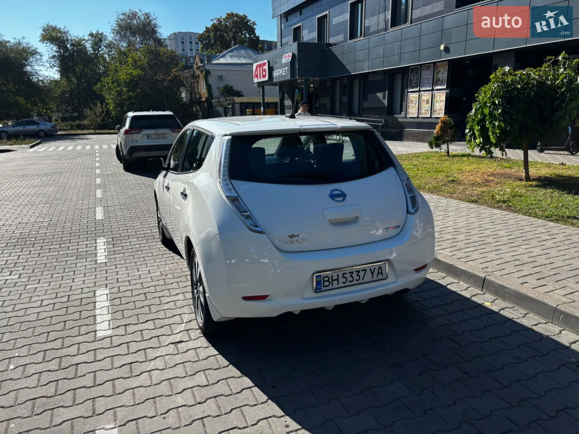 2013 Nissan Leaf - мініатюра 10