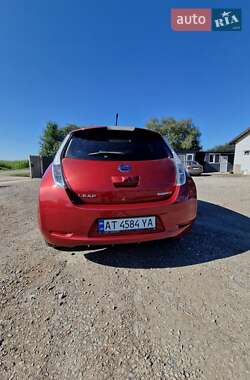 Хэтчбек Nissan Leaf 2013 в Калуше