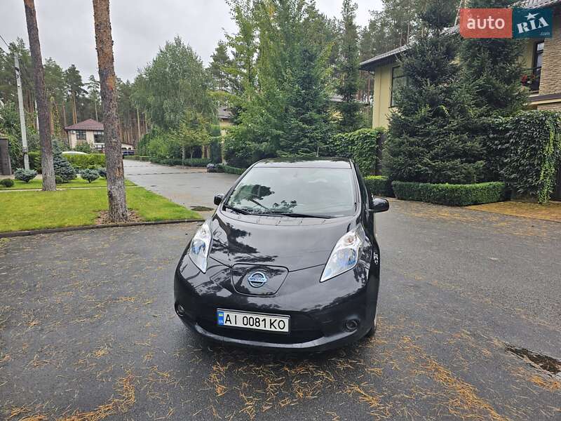 Хэтчбек Nissan Leaf 2015 в Буче фото 4 Хэтчбек Nissan Leaf 2015 в Буче