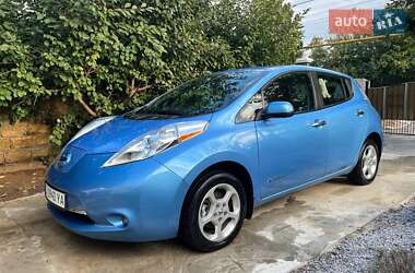 Хэтчбек Nissan Leaf 2013 в Одессе