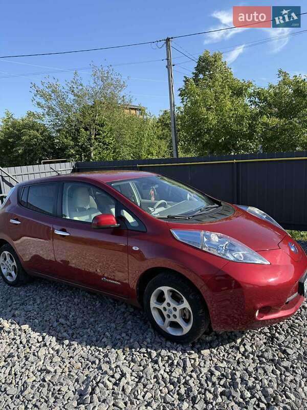 Nissan Leaf 2012