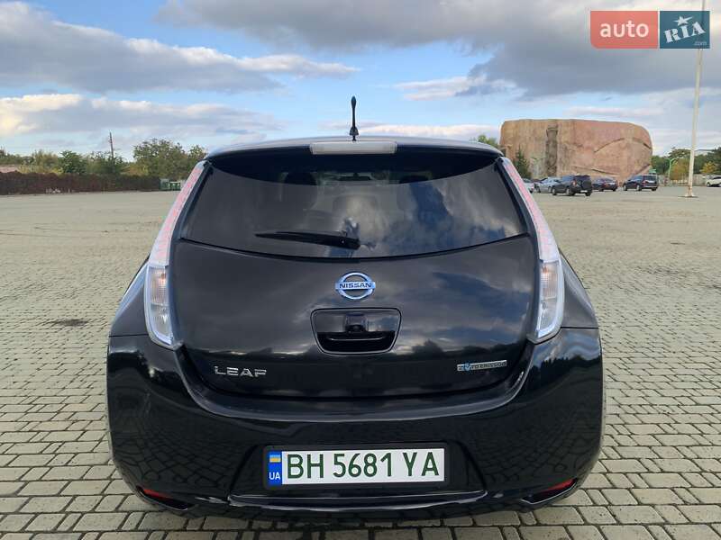 Хэтчбек Nissan Leaf 2014 в Одессе