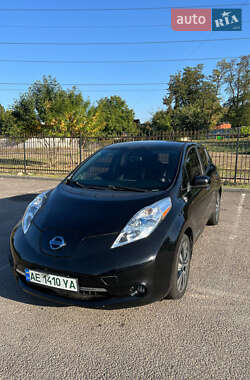 Хетчбек Nissan Leaf 2013 в Дніпрі