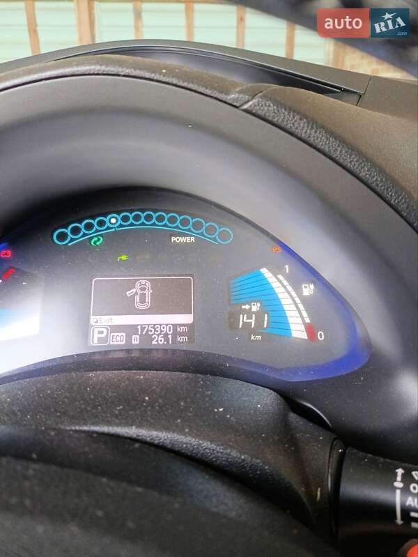Хетчбек Nissan Leaf 2014 в Кропивницькому фото 2 Хетчбек Nissan Leaf 2014 в Кропивницькому