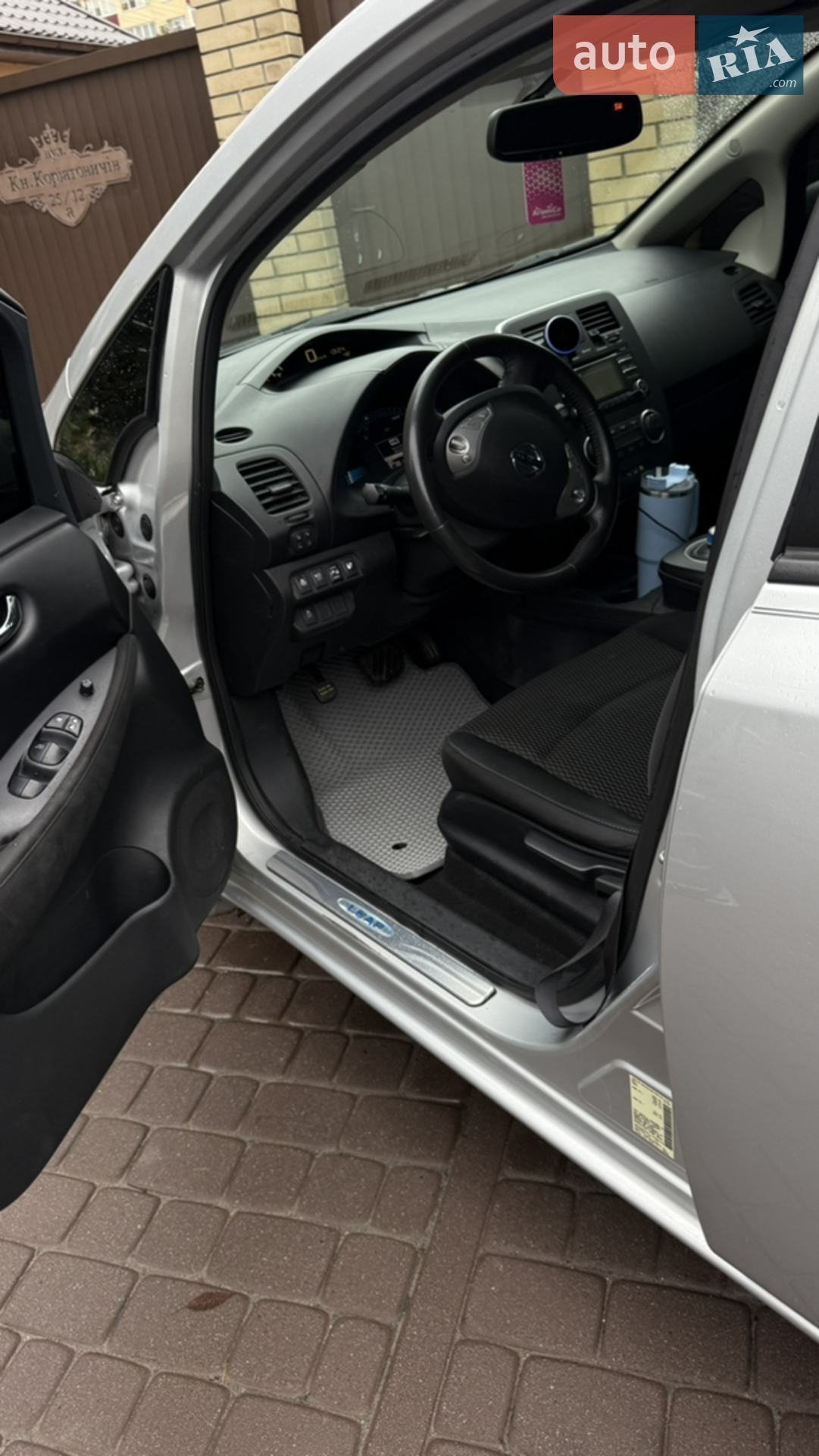2014 Nissan Leaf - мініатюра 10