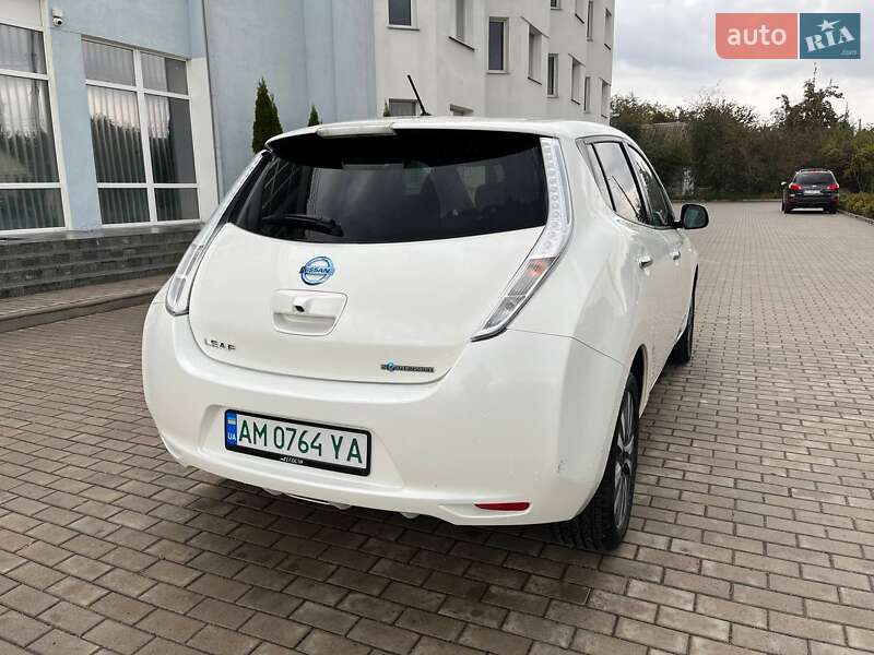 Хэтчбек Nissan Leaf 2015 в Житомире фото 7 Хэтчбек Nissan Leaf 2015 в Житомире
