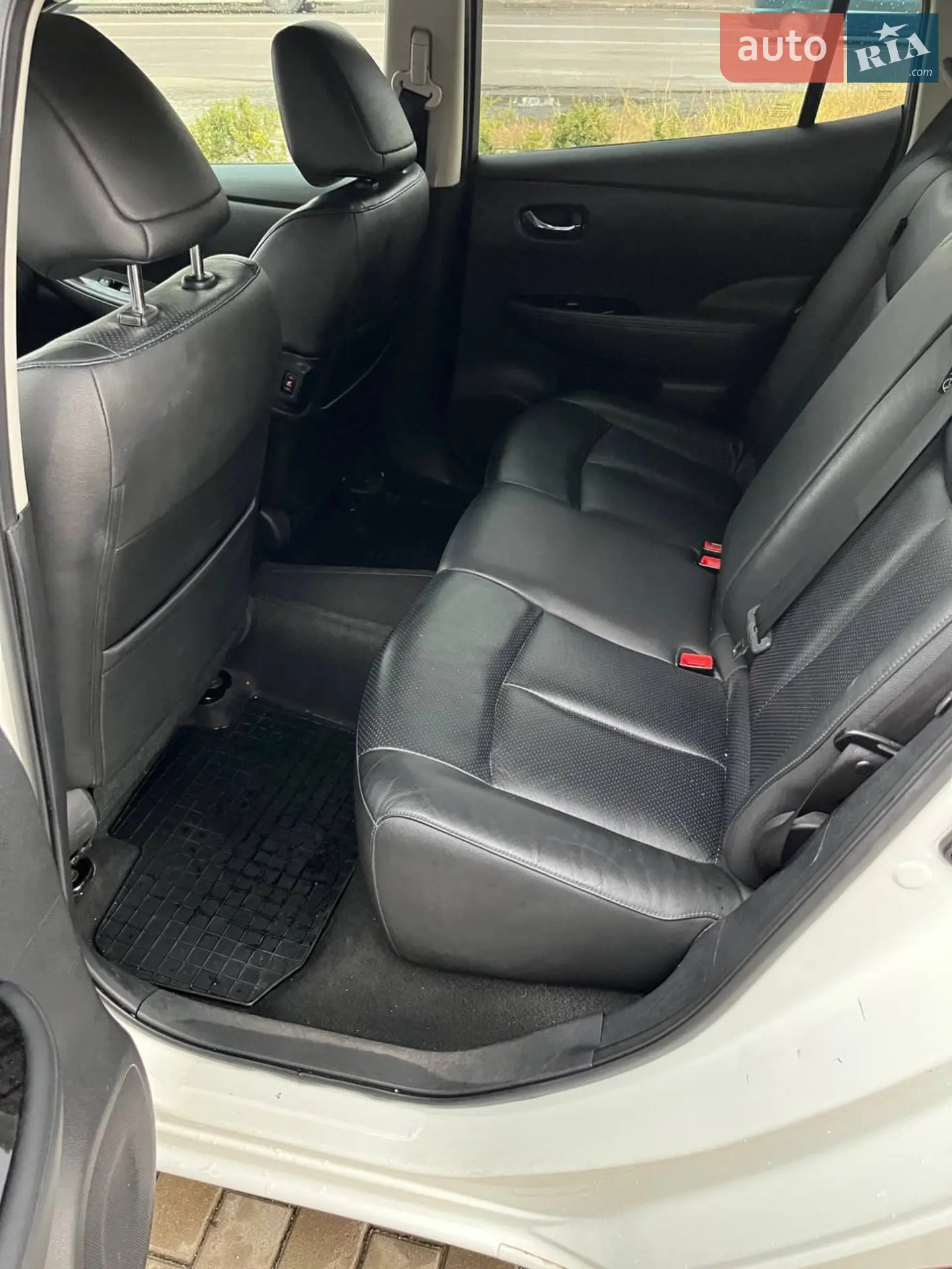 2015 Nissan Leaf - мініатюра 17