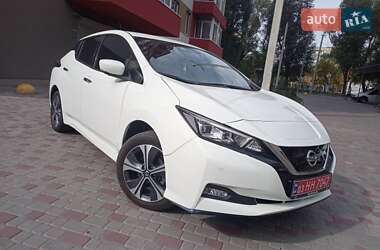 Хетчбек Nissan Leaf 2020 в Дніпрі