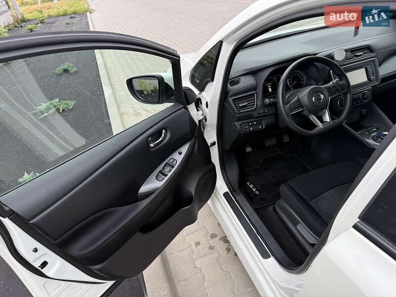 Хетчбек Nissan Leaf 2020 в Рівному