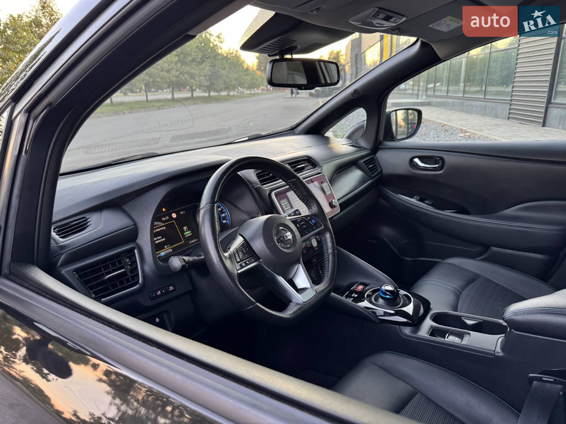 2020 Nissan Leaf - мініатюра 20