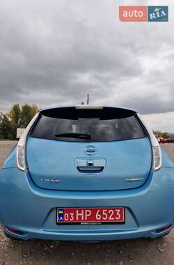 Хэтчбек Nissan Leaf 2014 в 