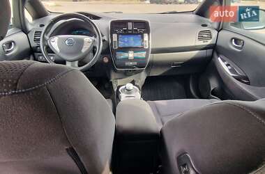 Хэтчбек Nissan Leaf 2014 в 