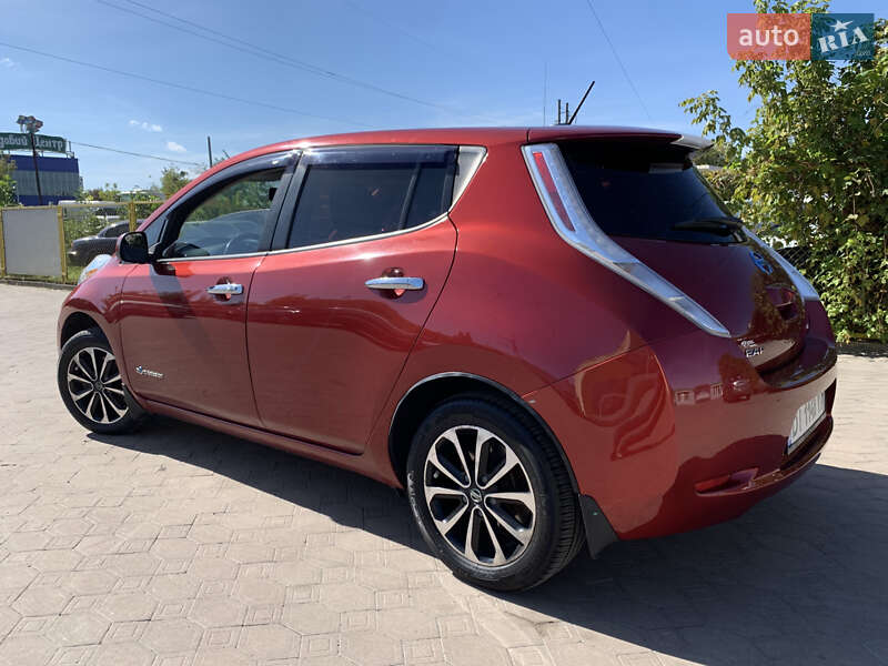 Хетчбек Nissan Leaf 2015 в Львові
