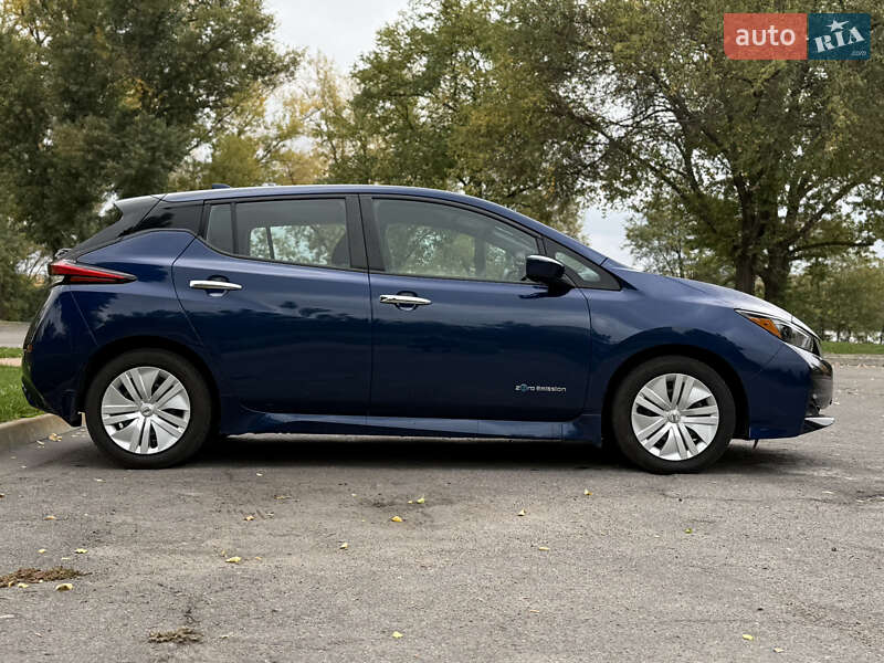 Хэтчбек Nissan Leaf 2018 в Кременчуге фото 7 Хэтчбек Nissan Leaf 2018 в Кременчуге
