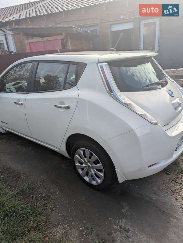 Хэтчбек Nissan Leaf 2014 в Житомире