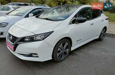 Хэтчбек Nissan Leaf 2018 в Ровно
