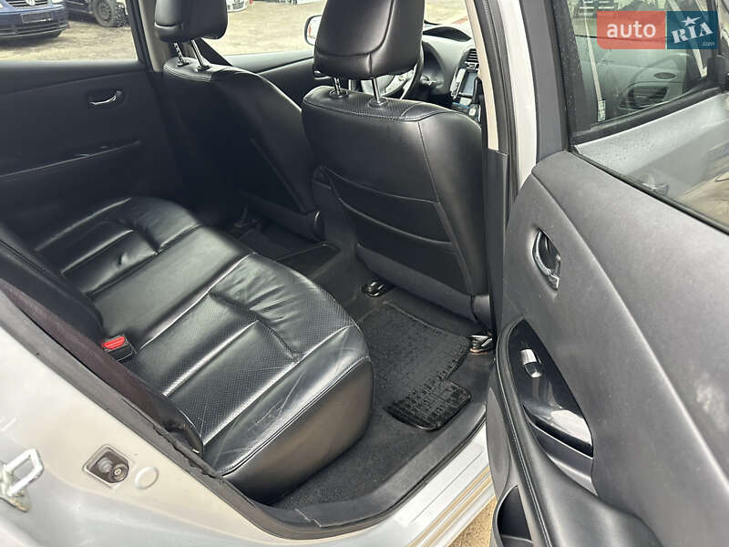 Хетчбек Nissan Leaf 2015 в Сокалі фото 19 Хетчбек Nissan Leaf 2015 в Сокалі