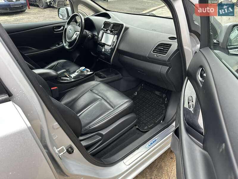 Хетчбек Nissan Leaf 2015 в Сокалі фото 20 Хетчбек Nissan Leaf 2015 в Сокалі