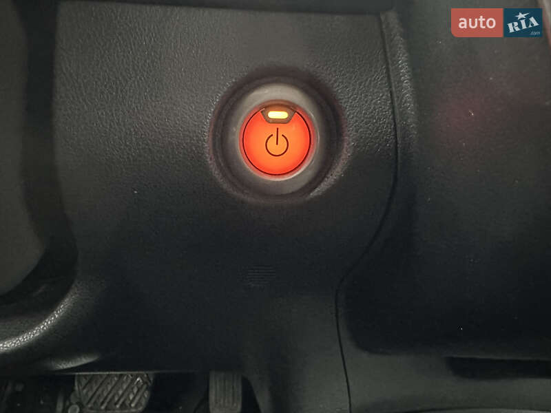 Хетчбек Nissan Leaf 2015 в Сокалі фото 26 Хетчбек Nissan Leaf 2015 в Сокалі