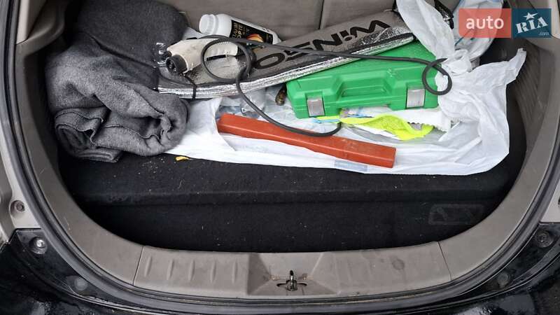 Хетчбек Nissan Leaf 2011 в Білій Церкві