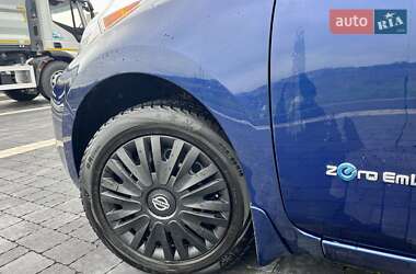 Хэтчбек Nissan Leaf 2017 в Львове