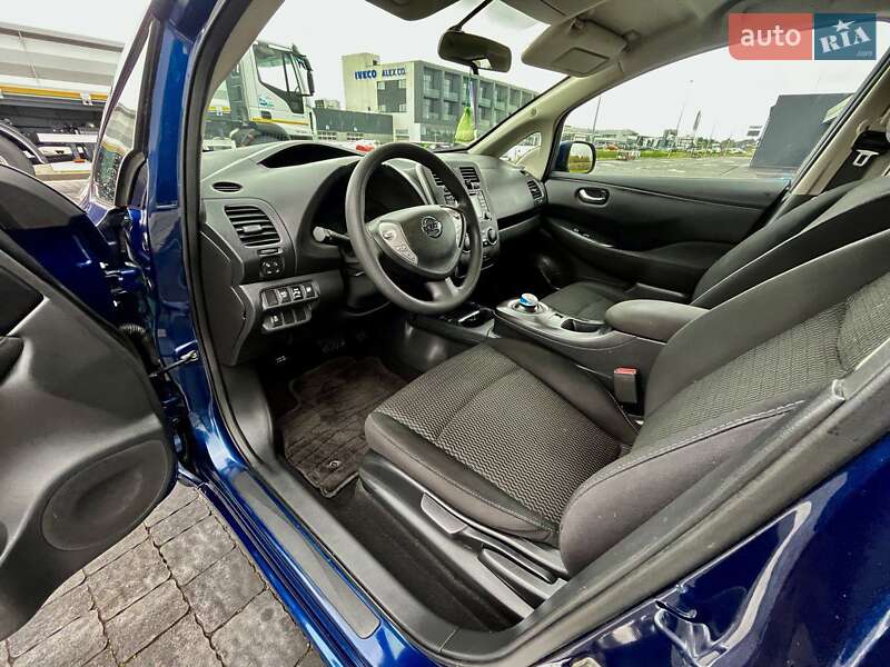 Хэтчбек Nissan Leaf 2017 в Львове