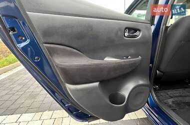 Хэтчбек Nissan Leaf 2017 в Львове